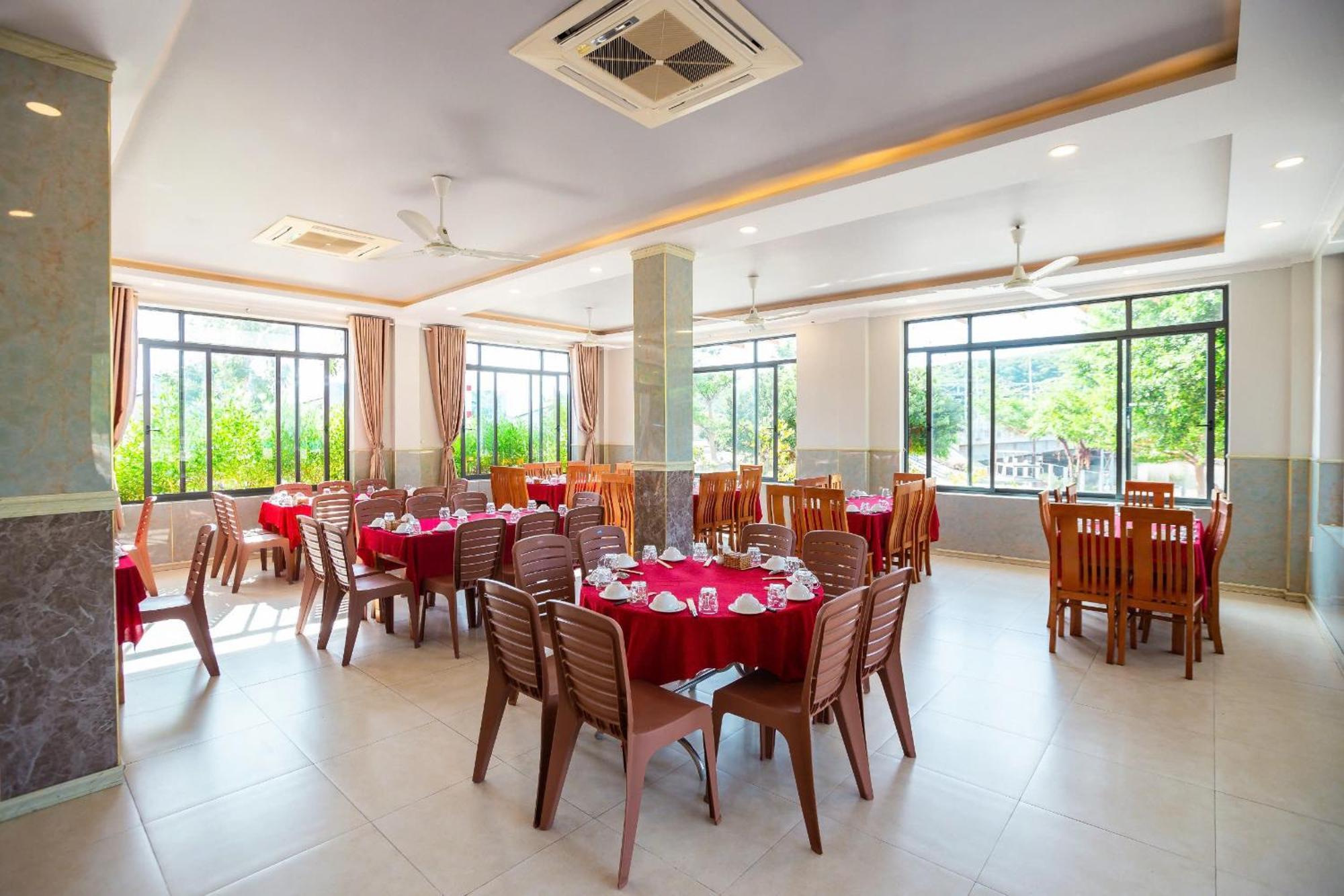 Chau Gia Hotel Vĩnh Hy Dış mekan fotoğraf